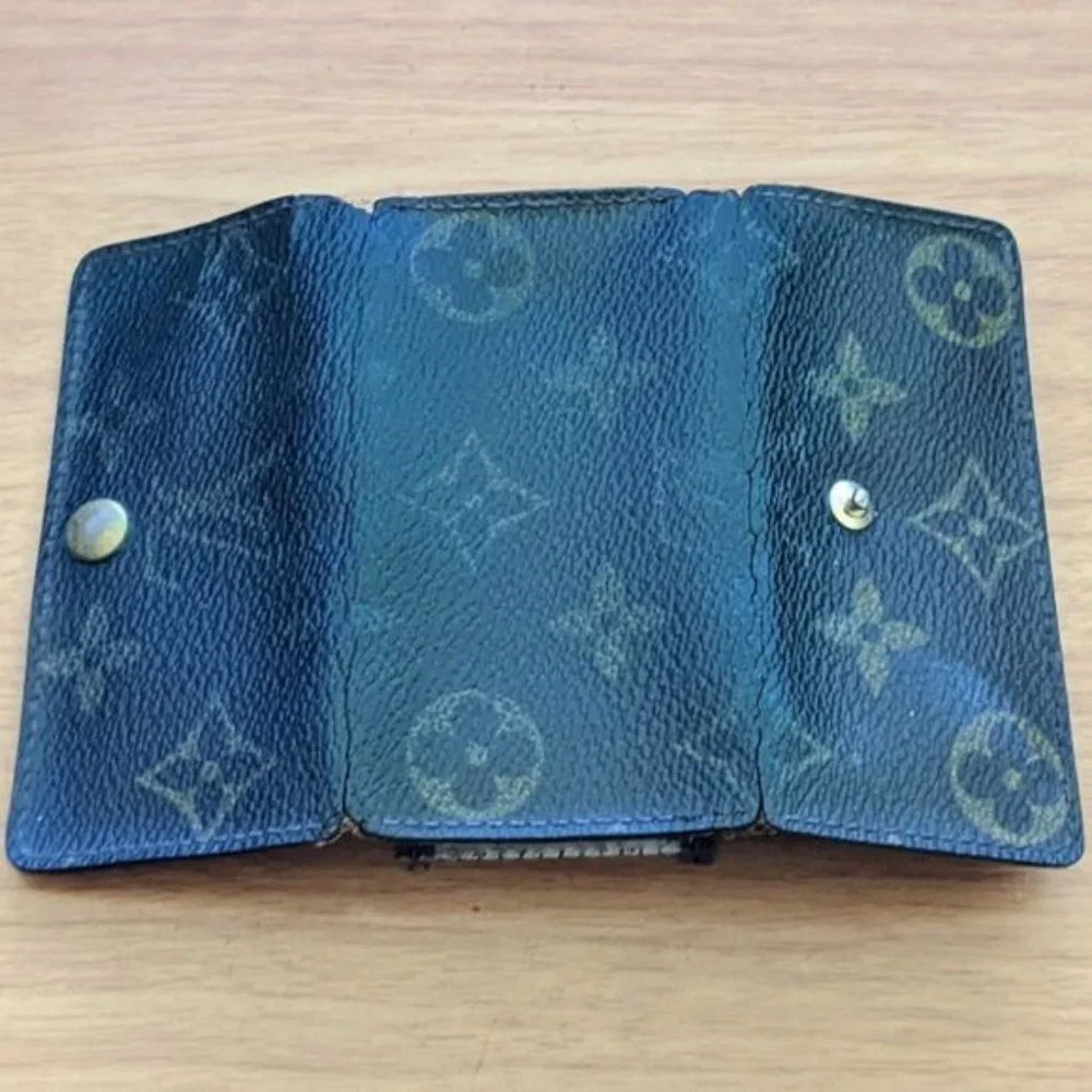 Louis Vuitton Monogram Key Holder/Wallet #1063💥PRICE DROP💥